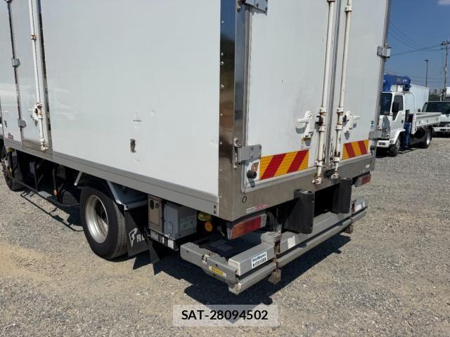 Mitsubishi CANTER 2017-03 8626085-25