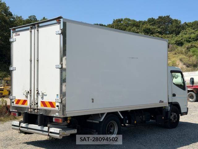 Mitsubishi CANTER 2017-03 8626085-8