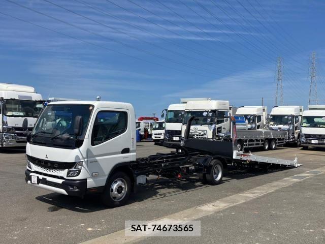 Mitsubishi CANTER 2025-09 8626073-0
