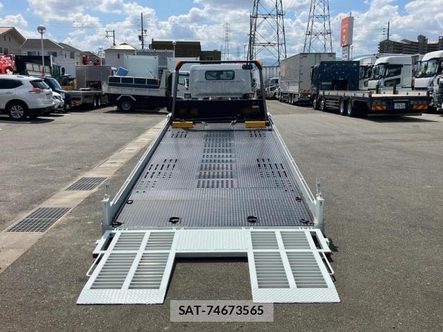 Mitsubishi CANTER 2025-09 8626073-7
