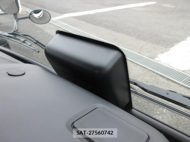 Mitsubishi CANTER 2026-04 8626078-19