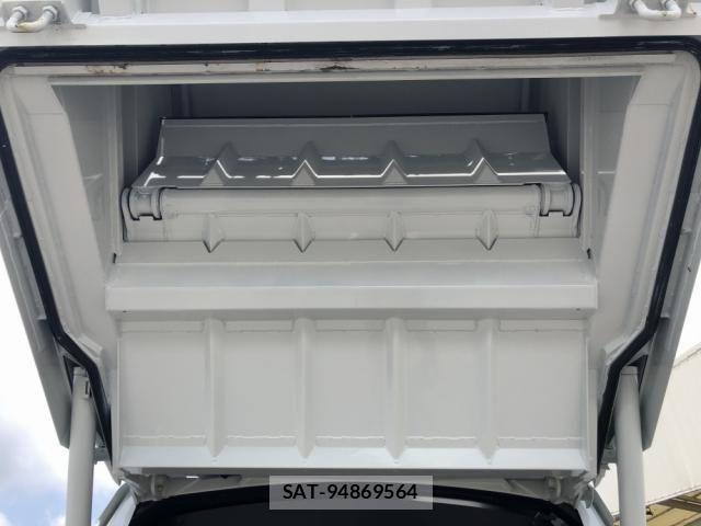 Mitsubishi CANTER 2026-03 8626072-23
