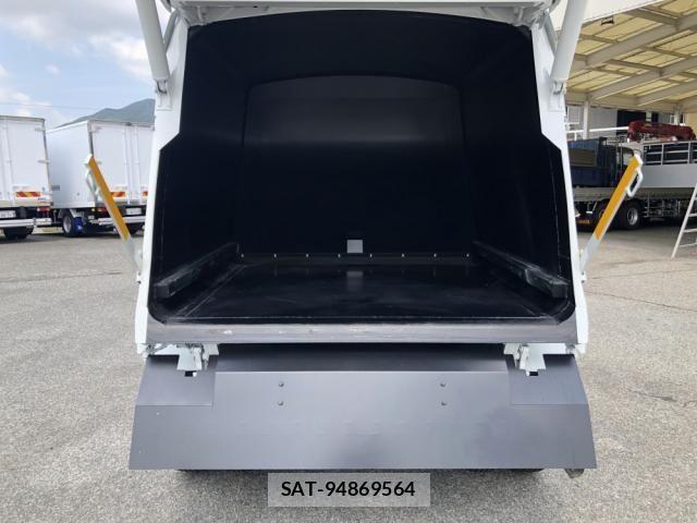 Mitsubishi CANTER 2026-03 8626072-6
