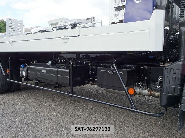 Mitsubishi CANTER 2026-04 8665904-14