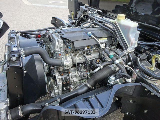 Mitsubishi CANTER 2026-04 8665904-24