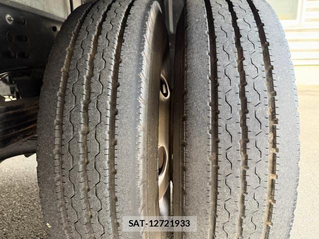 Mitsubishi CANTER 2017-05 8658321-16