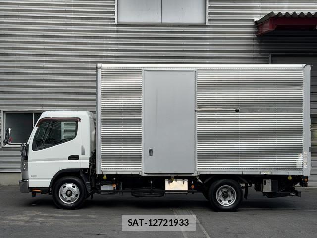 Mitsubishi CANTER 2017-05 8658321-1
