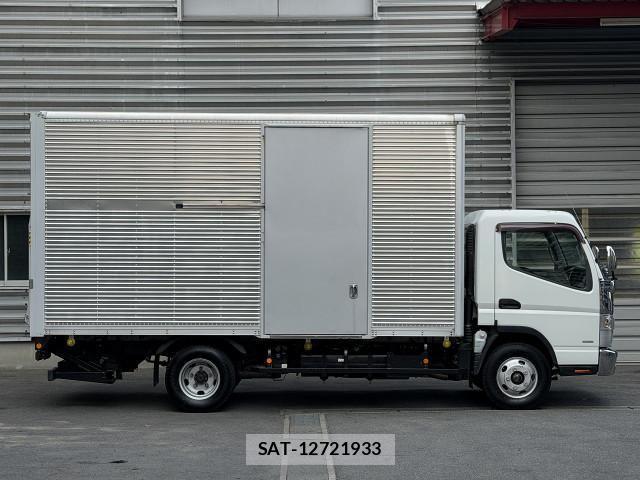 Mitsubishi CANTER 2017-05 8658321-3