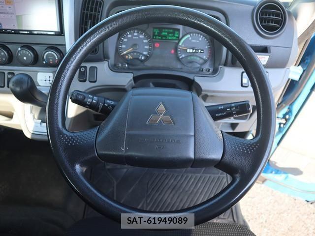 Mitsubishi CANTER 2017-07 8658323-3