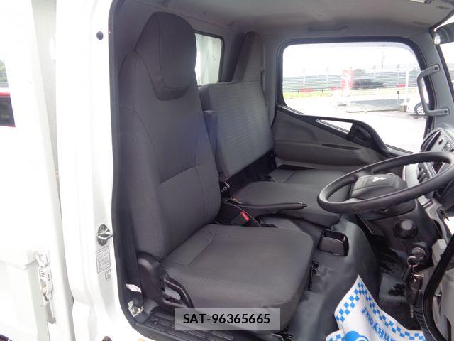 Mitsubishi CANTER 2018-05 8658324-9