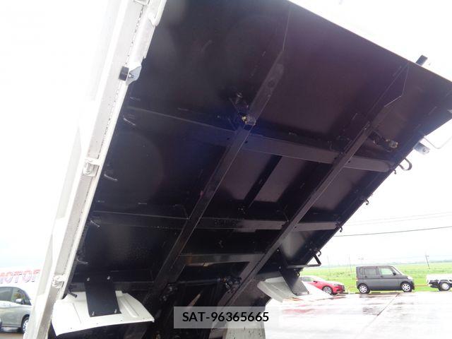 Mitsubishi CANTER 2018-05 8658324-13