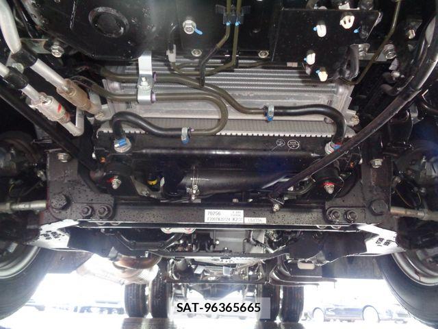 Mitsubishi CANTER 2018-05 8658324-18