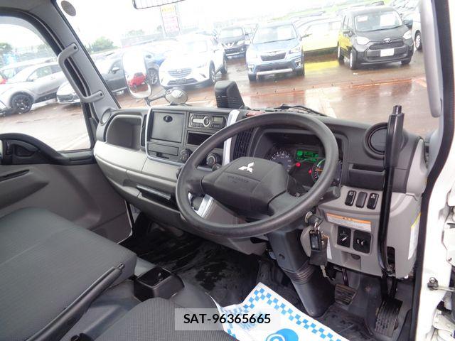 Mitsubishi CANTER 2018-05 8658324-1