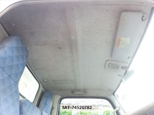 Mitsubishi CANTER 2004-01 8658333-21