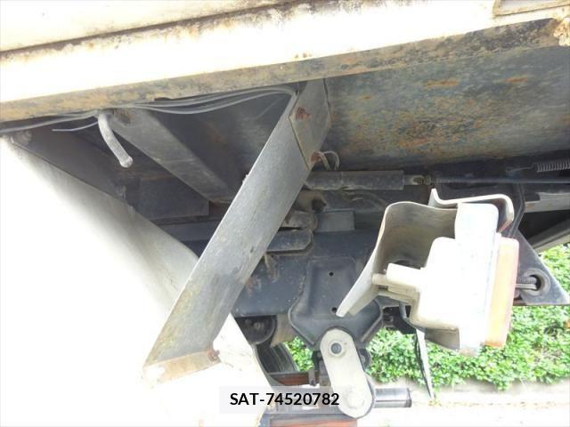 Mitsubishi CANTER 2004-01 8658333-6