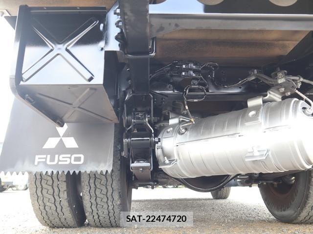 Mitsubishi CANTER 2021-04 8658328-27