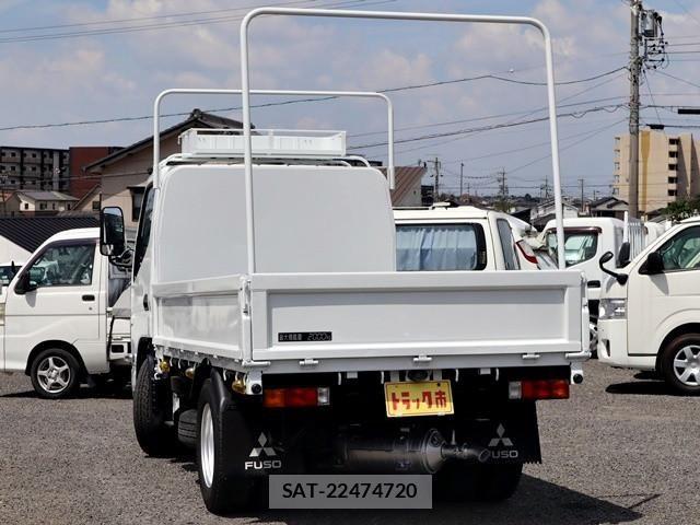 Mitsubishi CANTER 2021-04 8658328-6