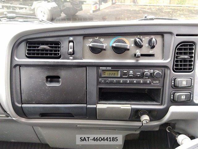 Mitsubishi CANTER 1999-01 8665911-17