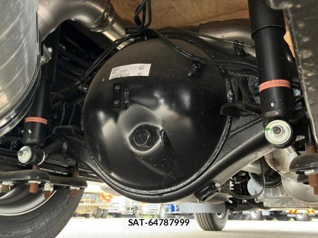 Mitsubishi CANTER 2026-04 8658320-14