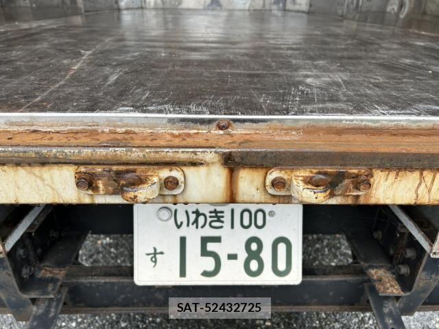 Mitsubishi CANTER 2013-08 8658332-23