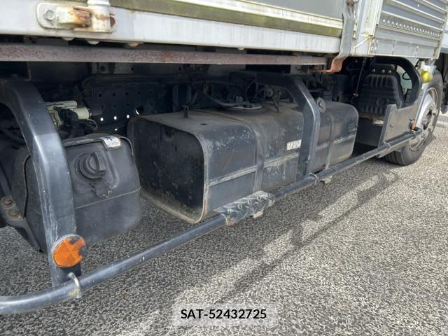 Mitsubishi CANTER 2013-08 8658332-8