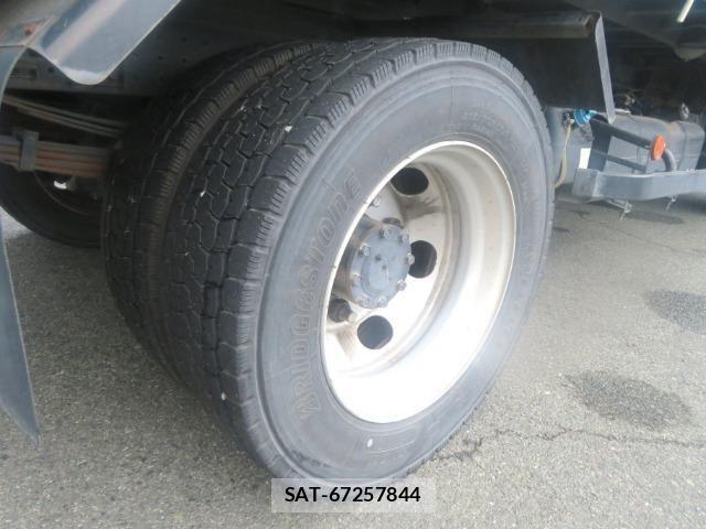 Mitsubishi CANTER 2018-02 8665907-17