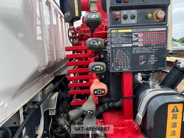 Mitsubishi CANTER 2018-05 8658319-15