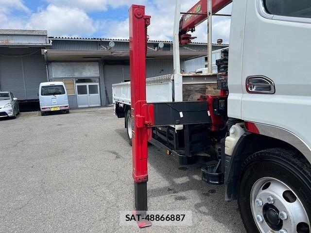 Mitsubishi CANTER 2018-05 8658319-17
