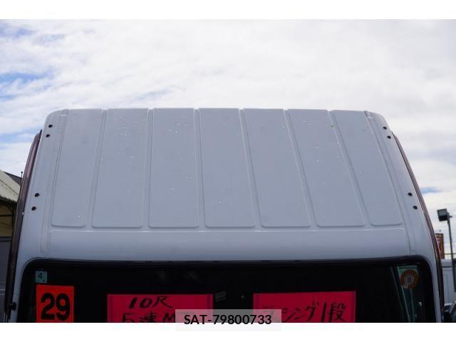 Mitsubishi CANTER 2017-03 8658329-16