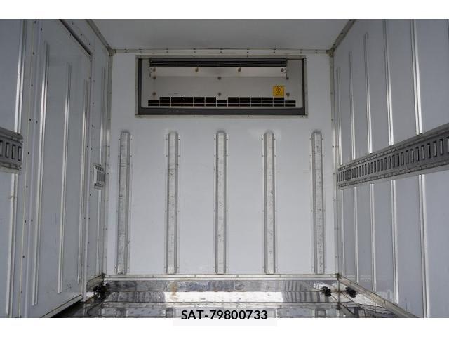 Mitsubishi CANTER 2017-03 8658329-22