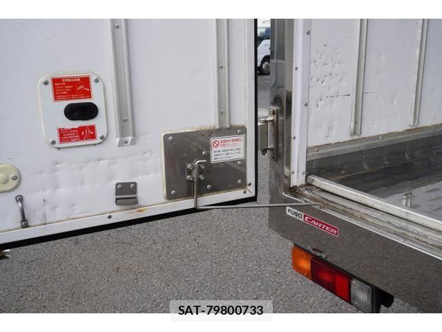 Mitsubishi CANTER 2017-03 8658329-24
