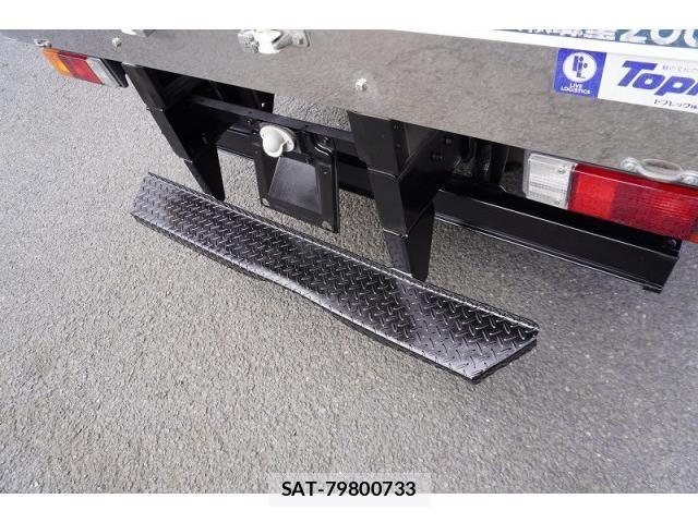 Mitsubishi CANTER 2017-03 8658329-26