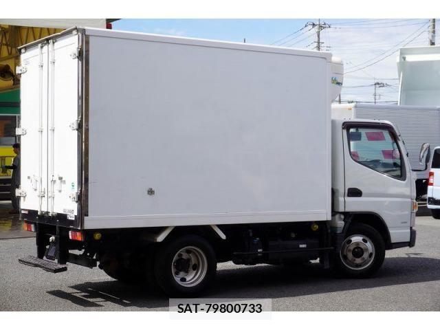 Mitsubishi CANTER 2017-03 8658329-7