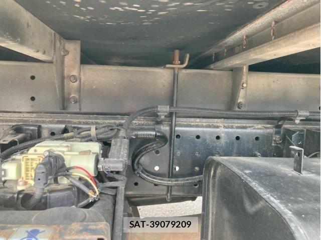 Mitsubishi CANTER 2012-06 8665912-12