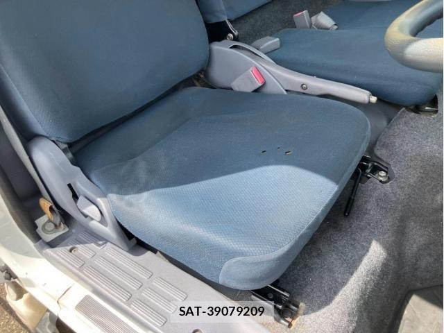 Mitsubishi CANTER 2012-06 8665912-16