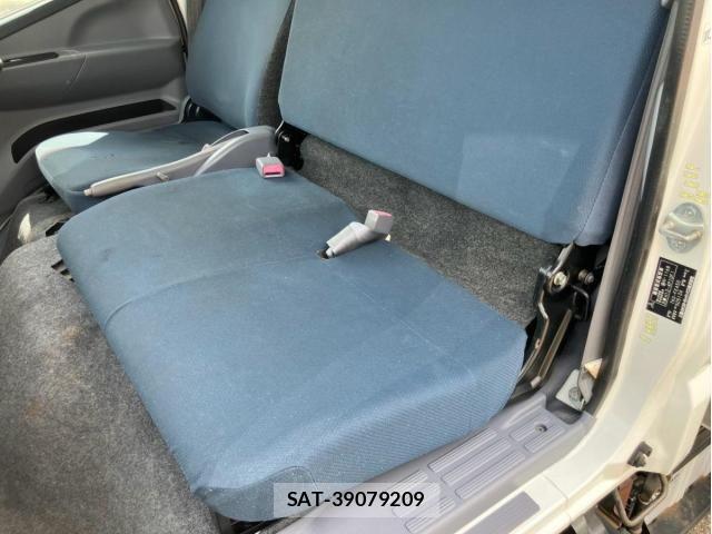 Mitsubishi CANTER 2012-06 8665912-17