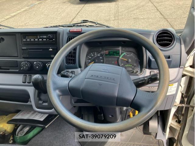Mitsubishi CANTER 2012-06 8665912-18