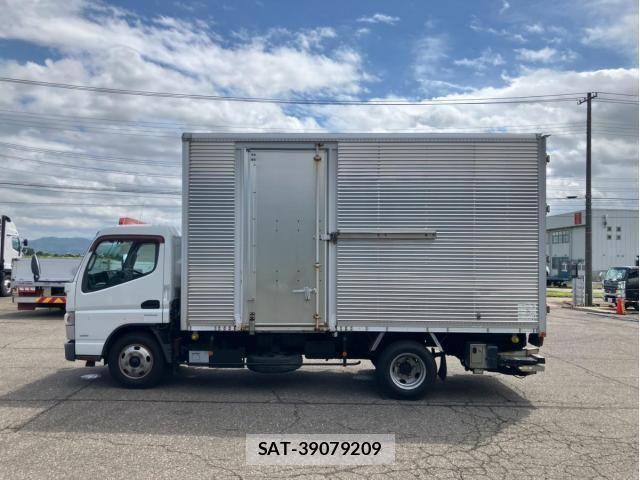 Mitsubishi CANTER 2012-06 8665912-4