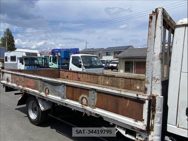 Mitsubishi CANTER 1991-05 8658340-26