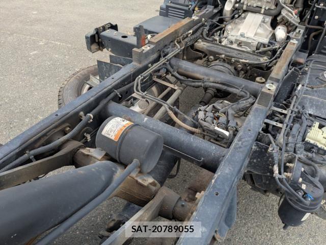 Mitsubishi CANTER 2022-04 8658322-18