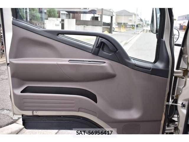 Mitsubishi CANTER 2026-05 8658315-24