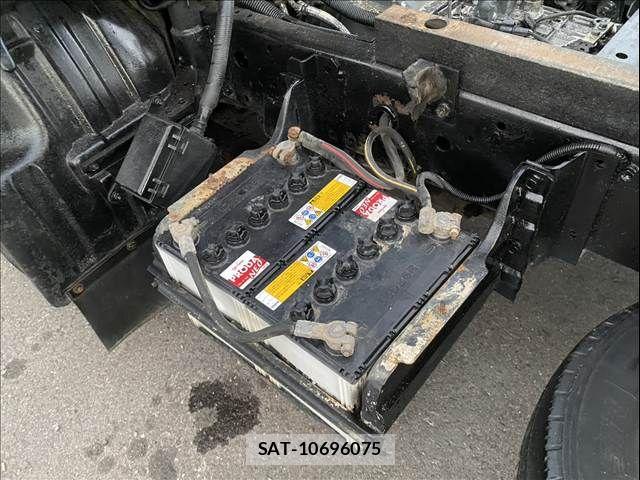 Mitsubishi CANTER 1999-11 8658341-29