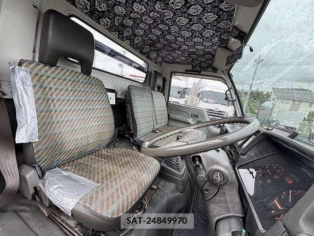 Mitsubishi CANTER 1992-02 8665910-13