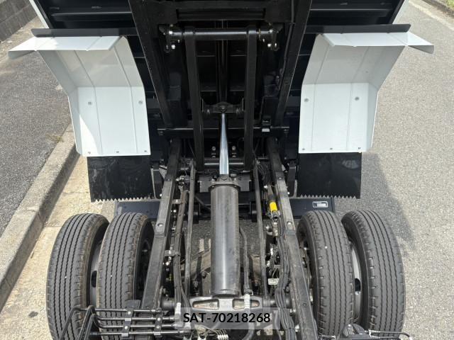 Mitsubishi CANTER 2026-02 8658312-14
