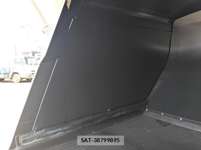 Mitsubishi CANTER 2026-03 8665902-17