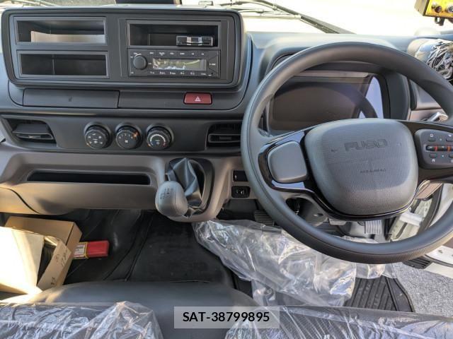 Mitsubishi CANTER 2026-03 8665902-23