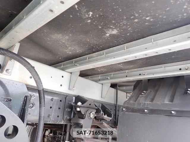 Mitsubishi CANTER 2025-02 8658313-21