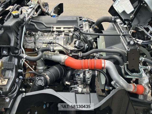 Mitsubishi CANTER 2026-04 8665905-18