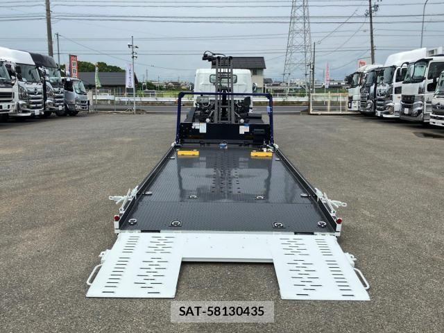 Mitsubishi CANTER 2026-04 8665905-7