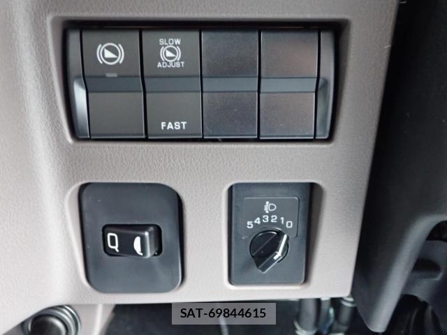 Mitsubishi CANTER 2026-05 8665906-22
